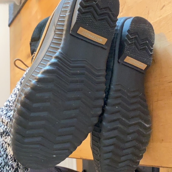 Sorel Black Snow Boots Water Proof - Used once - Picture 3 of 6